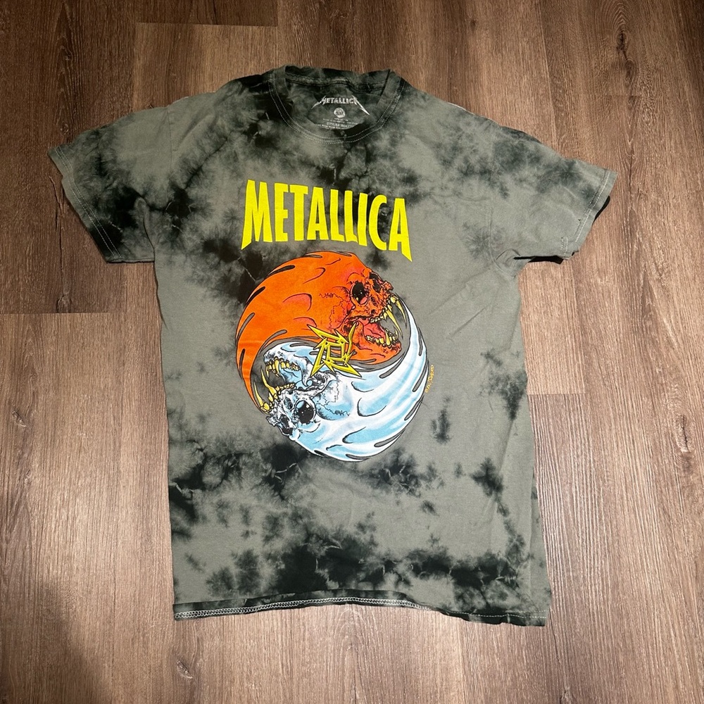 Metallica graphic tee